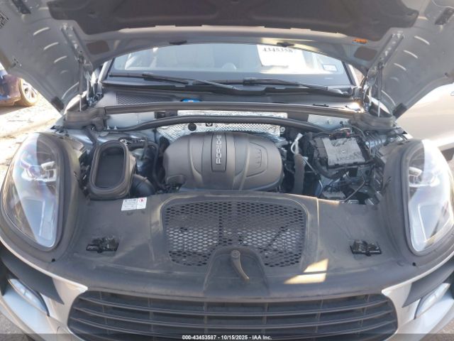 2021 PORSCHE MACAN WP1AA2A59MLB07350 Photo 9