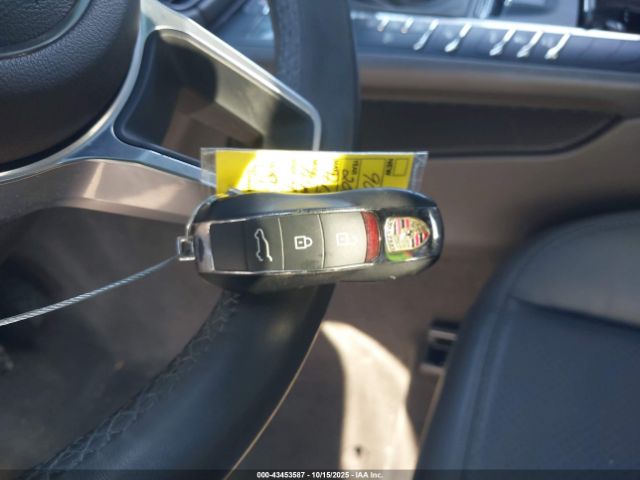 2021 PORSCHE MACAN WP1AA2A59MLB07350 Photo 10