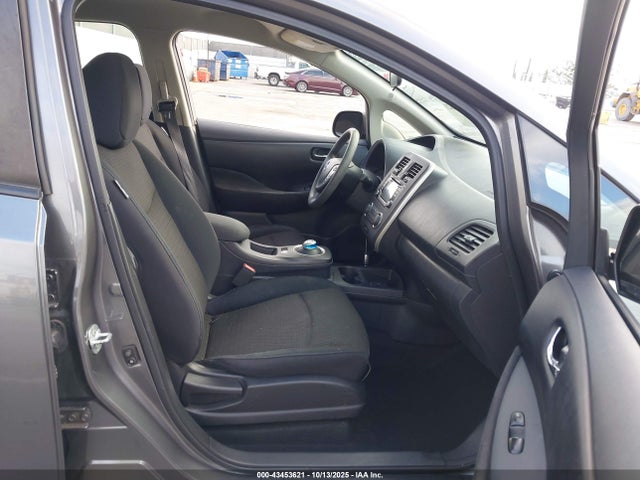 1N4BZ0CPXGC313871 Nissan 2016