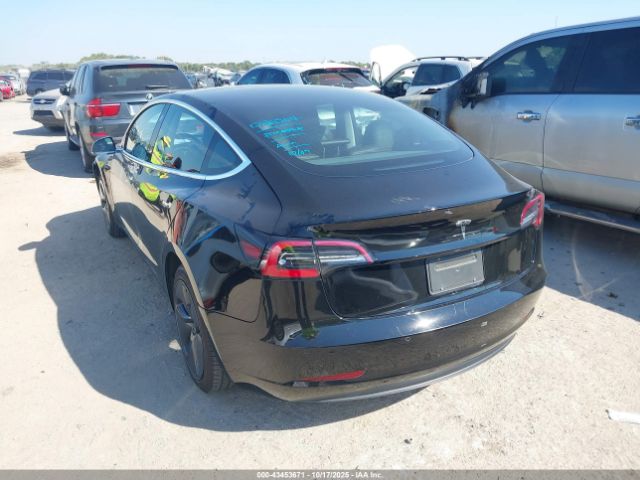 2018 TESLA MODEL 3 5YJ3E1EA2JF036507 Photo 2