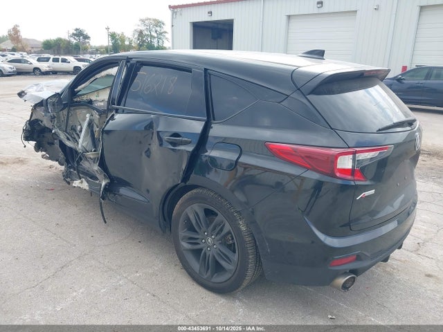 2019 ACURA RDX 5J8TC1H61KL010056 Photo 2