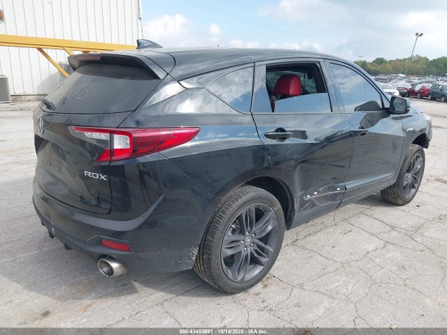 2019 ACURA RDX 5J8TC1H61KL010056 Photo 3