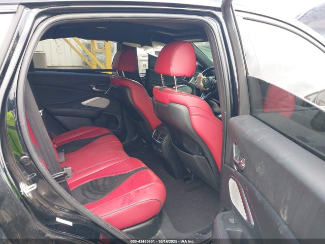 2019 ACURA RDX 5J8TC1H61KL010056 Photo 7