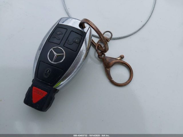 2012 MERCEDES-BENZ C 300 WDDGF8BB5CA656144 Photo 10