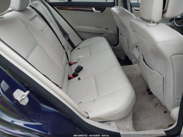 2012 MERCEDES-BENZ C 300 WDDGF8BB5CA656144 Photo 7