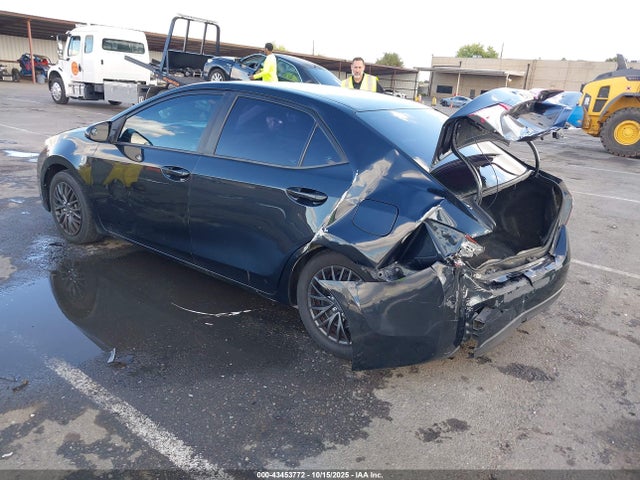 Toyota COROLLA LE 2014 5YFBURHE8EP157256 Image 3