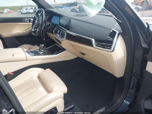 2021 BMW X5 5UXCR6C07M9E38101 Photo 4