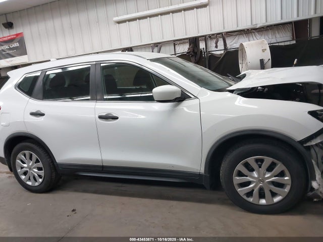 Nissan ROGUE S 2018 KNMAT2MT2JP576600 Image 13