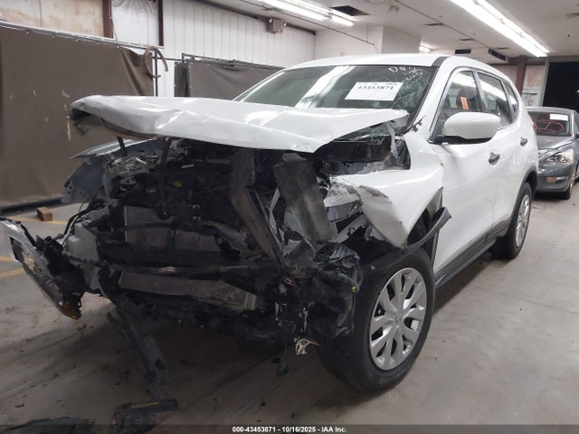Nissan ROGUE S 2018 KNMAT2MT2JP576600 Image 2