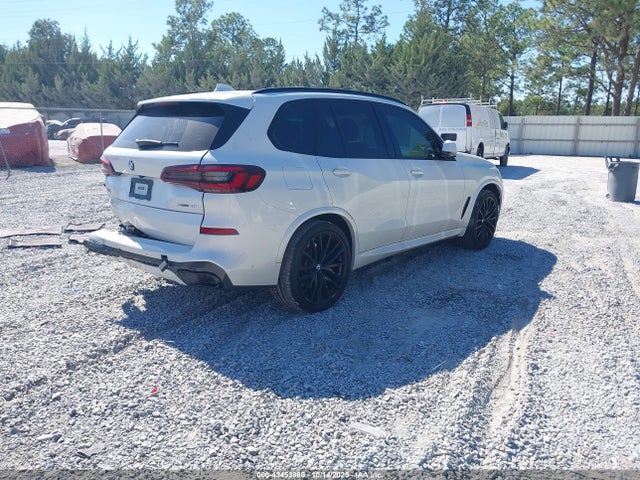 2021 BMW X5 5UXCR4C08M9D80505 Photo 3