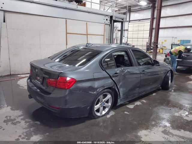2014 BMW 328I WBA3A5G51ENP29673 Photo 3