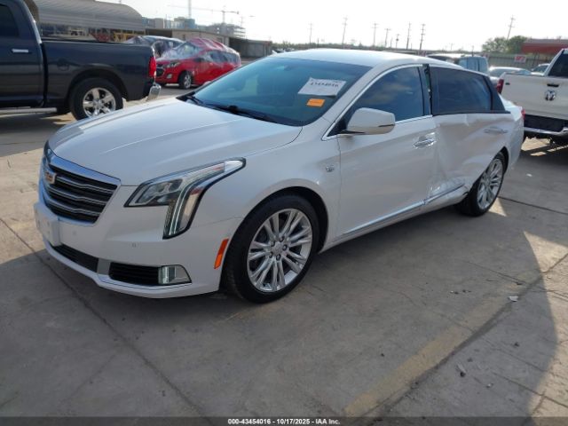 2018 CADILLAC XTS 2G61M5S34J9146828 Photo 1
