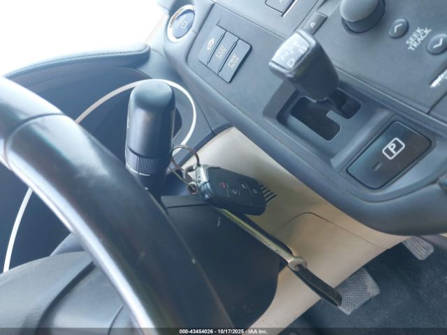 2011 LEXUS HS 250H JTHBB1BA1B2046022 Photo 10