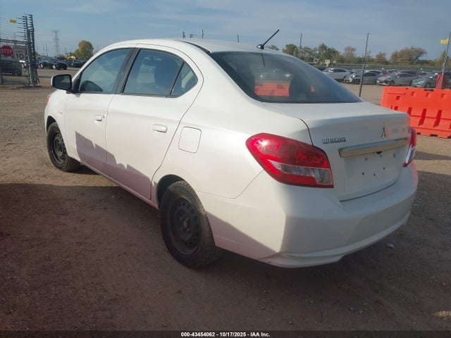 2018 MITSUBISHI MIRAGE G4 ML32F3FJ5JHF08983 Photo 2
