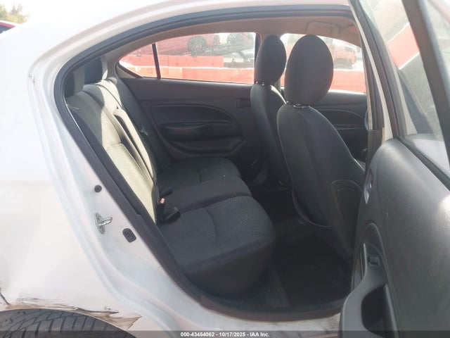 2018 MITSUBISHI MIRAGE G4 ML32F3FJ5JHF08983 Photo 7
