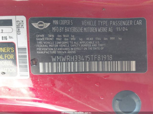 2005 MINI COOPER S WMWRH33415TF81918 Photo 8