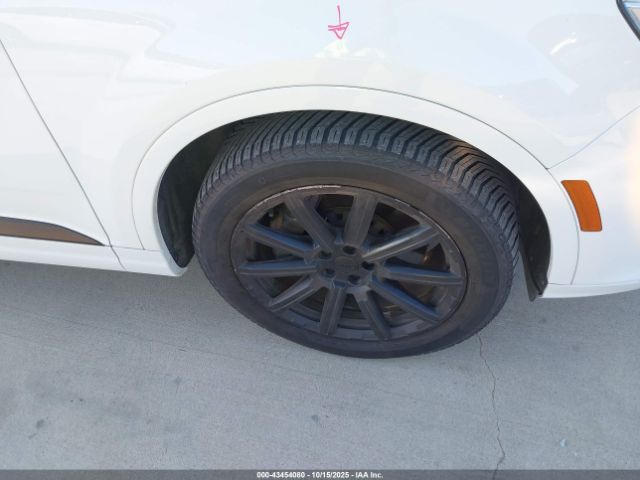 2019 AUDI Q7 WA1LAAF75KD040794 Photo 5