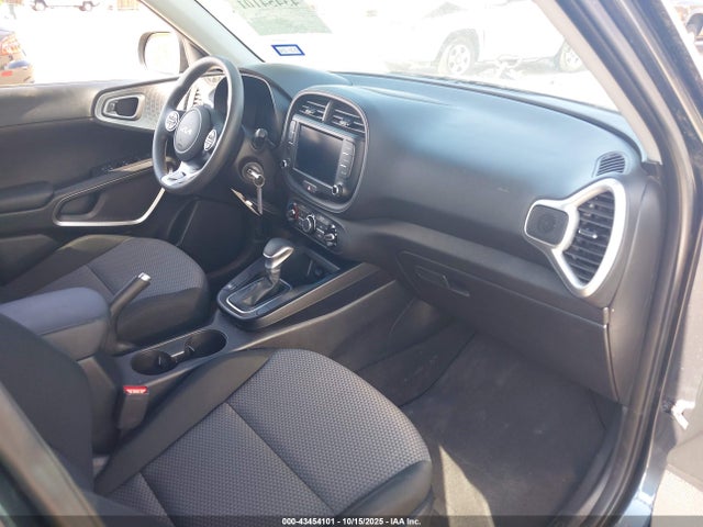 KNDJ23AU0R7911659 KIA Soul