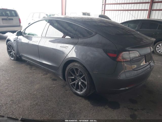 2022 TESLA MODEL 3 5YJ3E1EB7NF240105 Photo 2