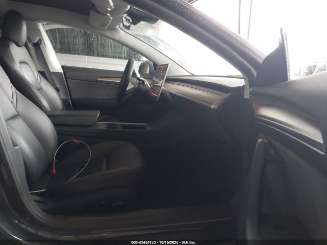 2022 TESLA MODEL 3 5YJ3E1EB7NF240105 Photo 4