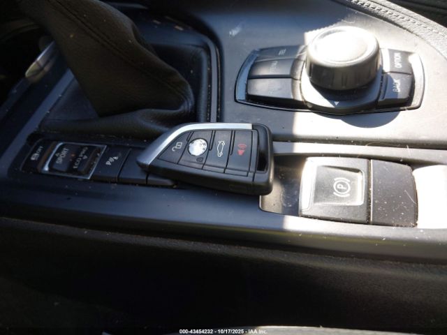 2017 BMW X1 WBXHU7C36H5H37696 Photo 10