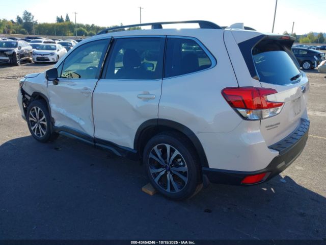 2021 SUBARU FORESTER JF2SKAUC0MH561644 Photo 2