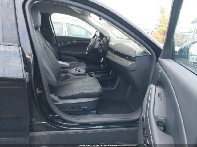 2024 FORD MUSTANG MACH-E 3FMTK3SU7RMA17876 Photo 4
