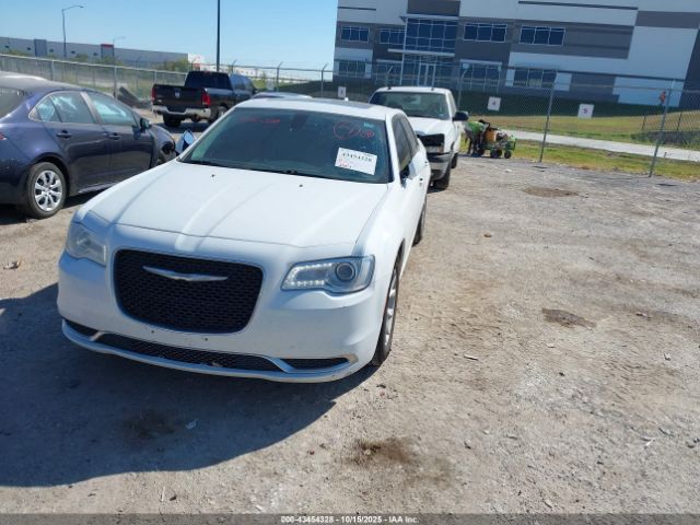 2015 CHRYSLER 300 2C3CCAAG3FH801875 Photo 1