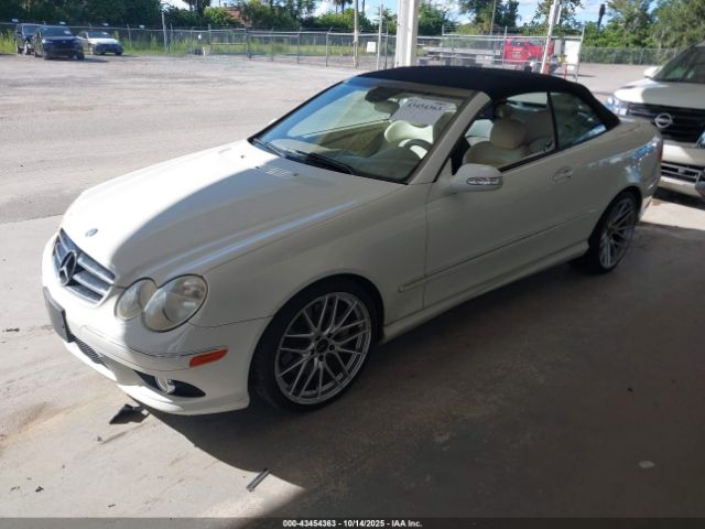 2009 MERCEDES-BENZ CLK 550 WDBTK72F09T103656 Photo 1