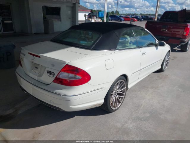 2009 MERCEDES-BENZ CLK 550 WDBTK72F09T103656 Photo 3