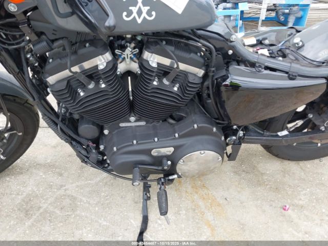 2022 HARLEY-DAVIDSON XL883 1HD4LE214NB401590 Photo 8