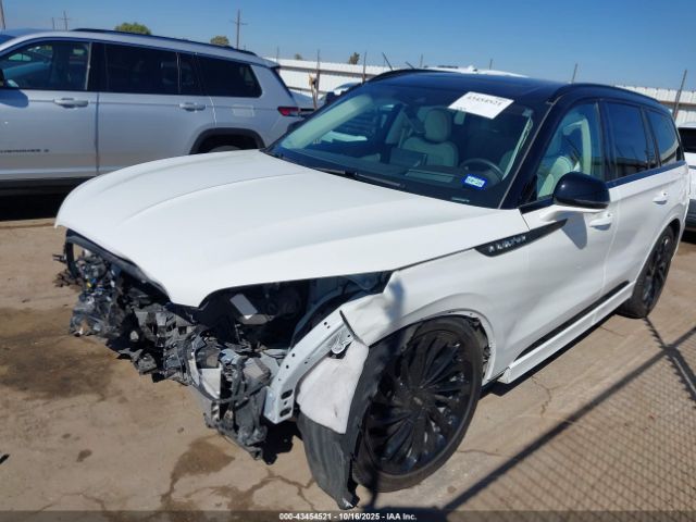 2023 LINCOLN AVIATOR 5LM5J9XC7PGL24550 Photo 1