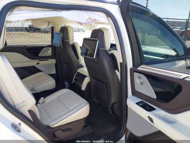 2023 LINCOLN AVIATOR 5LM5J9XC7PGL24550 Photo 7