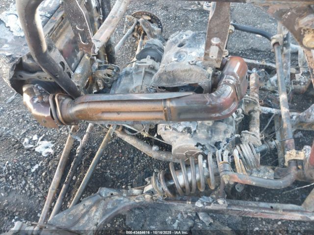 2022 POLARIS RZR 3NSN4V996NH415585 Photo 7