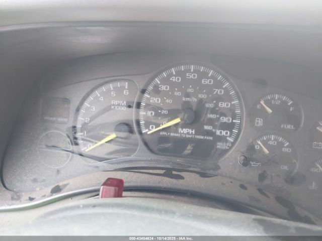 2001 GMC YUKON XL 1500 3GKEC16T21G247817 Photo 6