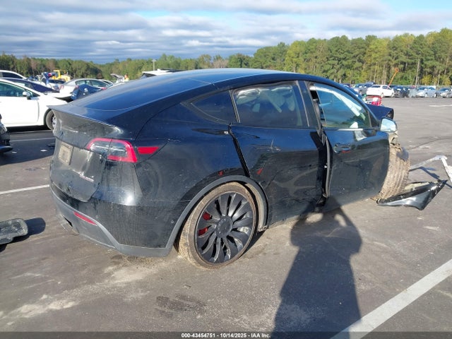 2022 TESLA MODEL Y 7SAYGDEF6NF390827 Photo 3