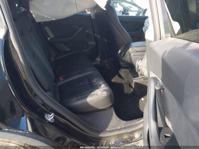 2022 TESLA MODEL Y 7SAYGDEF6NF390827 Photo 7
