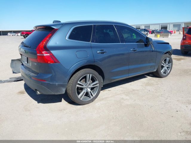 2018 VOLVO XC60 YV4102RK3J1003049 Photo 3