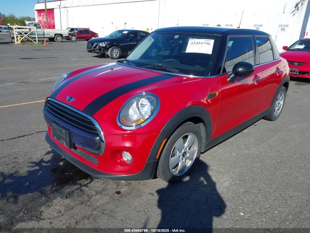 2016 MINI HARDTOP WMWXU1C5XG2D11725 Photo 1