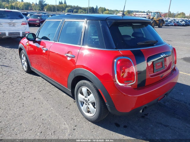 2016 MINI HARDTOP WMWXU1C5XG2D11725 Photo 2