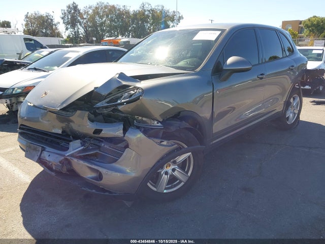 2014 PORSCHE CAYENNE WP1AA2A28ELA96073 Photo 1