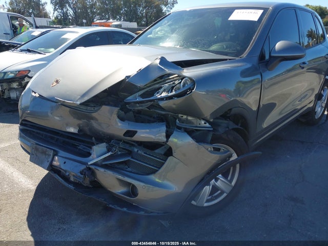 2014 PORSCHE CAYENNE WP1AA2A28ELA96073 Photo 5