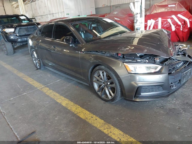 2019 AUDI A5 WAUENCF5XKA099884 Photo 0