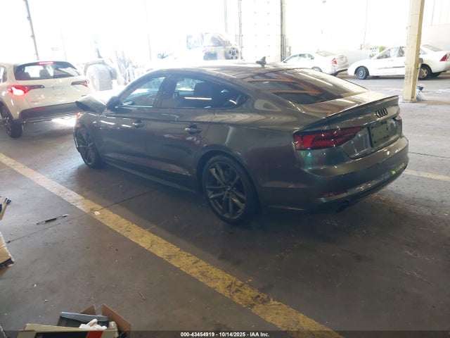 2019 AUDI A5 WAUENCF5XKA099884 Photo 2