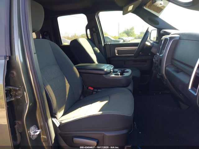 RAM 1500 Classic 2021 1C6RR6GG5MS521221 Image 17