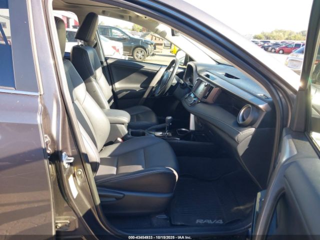 2018 TOYOTA RAV4 JTMDFREV4JJ252211 Photo 4