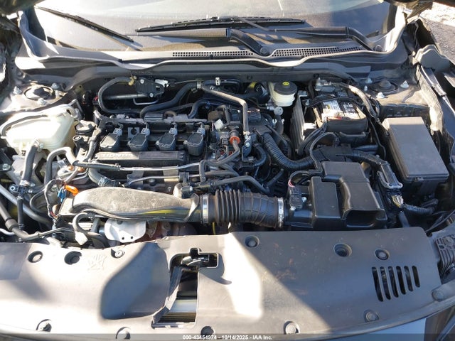 Honda l15b7 2021 19XFC1F39ME207685 Image 10