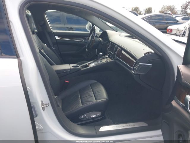 2015 PORSCHE PANAMERA WP0AA2A77FL000108 Photo 4