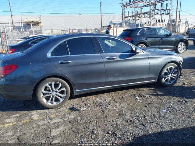 55SWF4JB3GU144457 Mercedes-Benz C 300