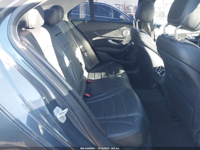55SWF4JB3GU144457 Mercedes-Benz C 300